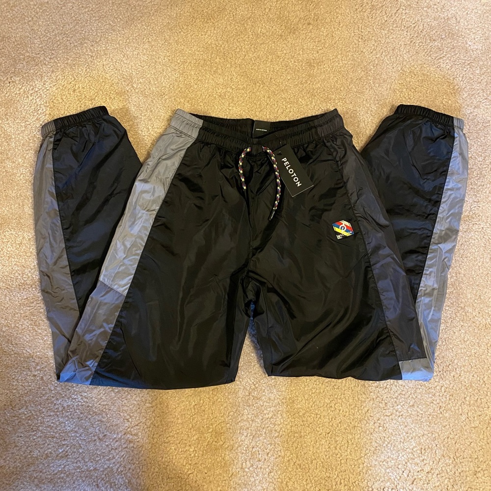 NWT‼️ Peloton Joggers - Picture 5 of 8
